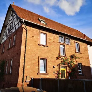  Apartment Gemütliches Sandsteinhaus